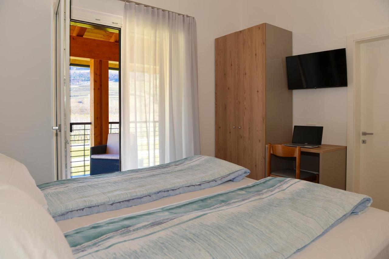 Nave San Rocco Bed And Breakfast Navis المظهر الخارجي الصورة